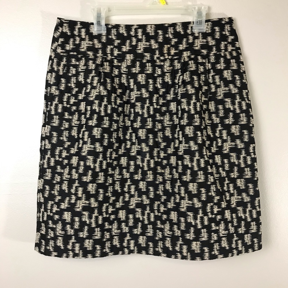 Ann Taylor Textured Skirt Wide Waist Band Pockets